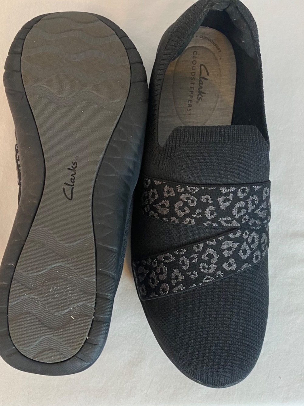 Woman's Black Flats, Size 11 - Picture 8 of 9